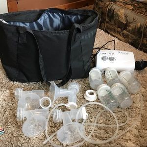 Brand New never been used Ameda Finesse Breastpump